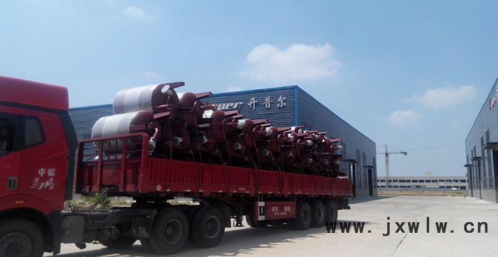 立式隔膜氣壓罐壓力容器，穩(wěn)壓設(shè)備 資質(zhì)齊全600*1.0.