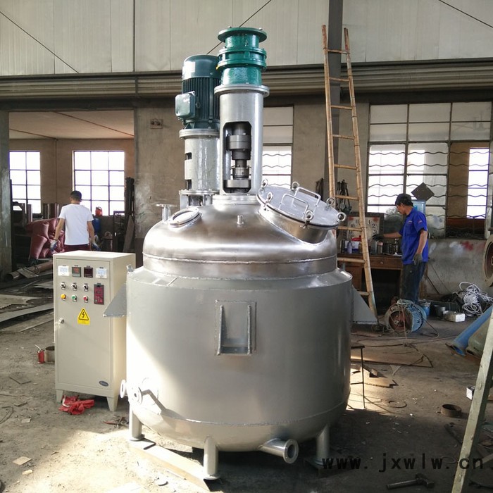 冷凝器乳化反應(yīng)鍋 搪瓷不銹鋼電加熱反應(yīng)釜 真空搪瓷反應(yīng)釜