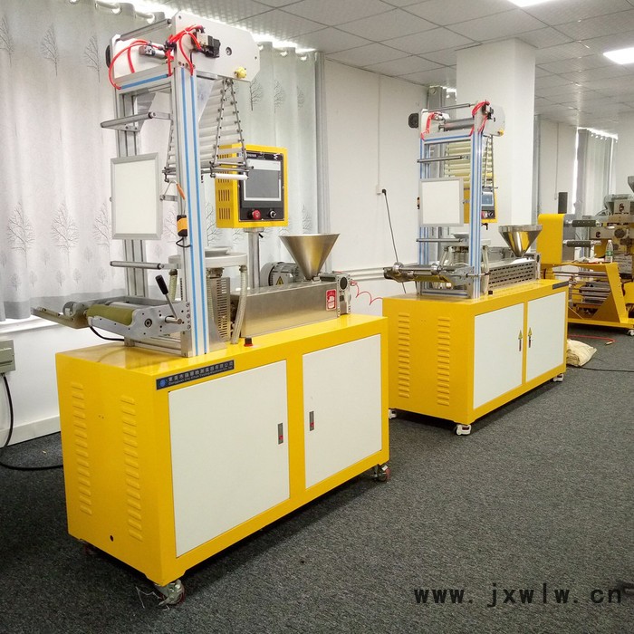 廠家直供電加熱小型PP吹膜機(jī) 薄膜吹塑機(jī)