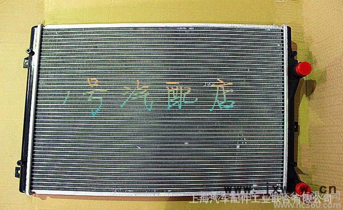 全國(guó)總代理上海大眾 新桑塔納 恒安 冷凝器總成