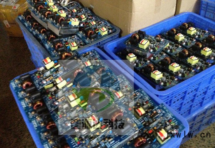 注塑機配套使用電磁感應加熱器