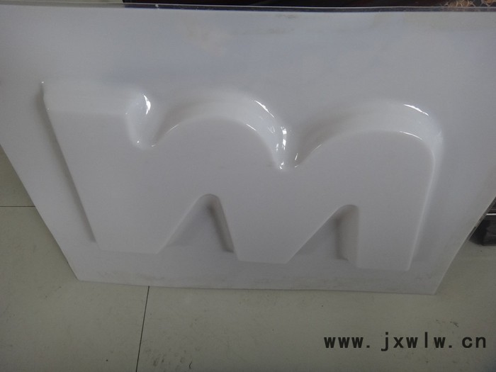 **高燈箱吸塑機(jī) 汽車配件成型機(jī)價(jià)格優(yōu)惠可定做