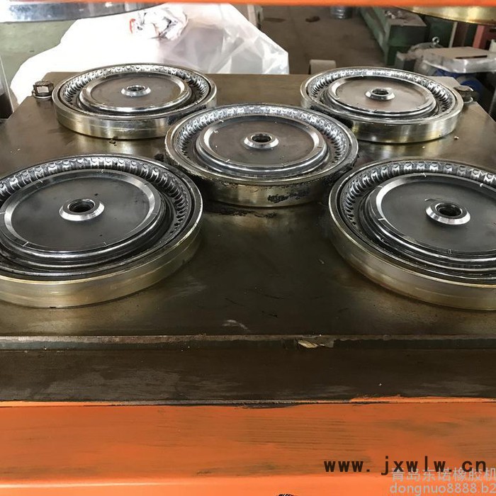 青島廠家  東諾橡膠機(jī)械  EVA硫化機(jī)  發(fā)泡機(jī)