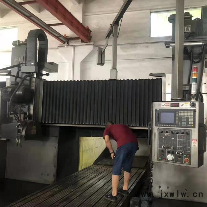 巽有機床供應二手臺灣柏陽1.5X4.4米數(shù)控龍門導軌磨床 二手磨床
