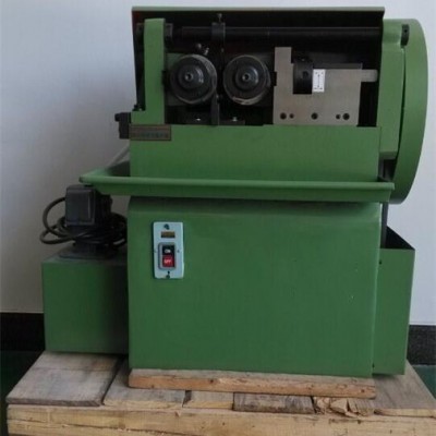 現(xiàn)貨直螺紋加工機(jī)床    東莞小型3T滾牙機(jī)   高精密3T滾絲機(jī)廠家   價(jià)格優(yōu)勢(shì)質(zhì)量保證