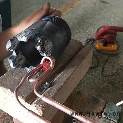盾構機刀具焊接設備 中頻焊接設備生產廠家電話 盾構機刀具焊接成套設備 設備體積小不占地方無明火 河南德勝