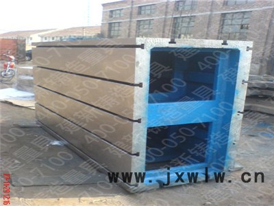 鑄鐵方箱，劃線方箱，檢驗方箱由泊頭市建新鑄造量具有限公司提供
