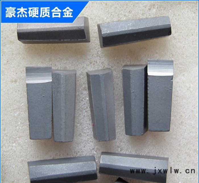 經(jīng)銷 T110鎢鋼銑刀刀粒 硬質(zhì)鎢**粒加工中心刀具 數(shù)控刀具