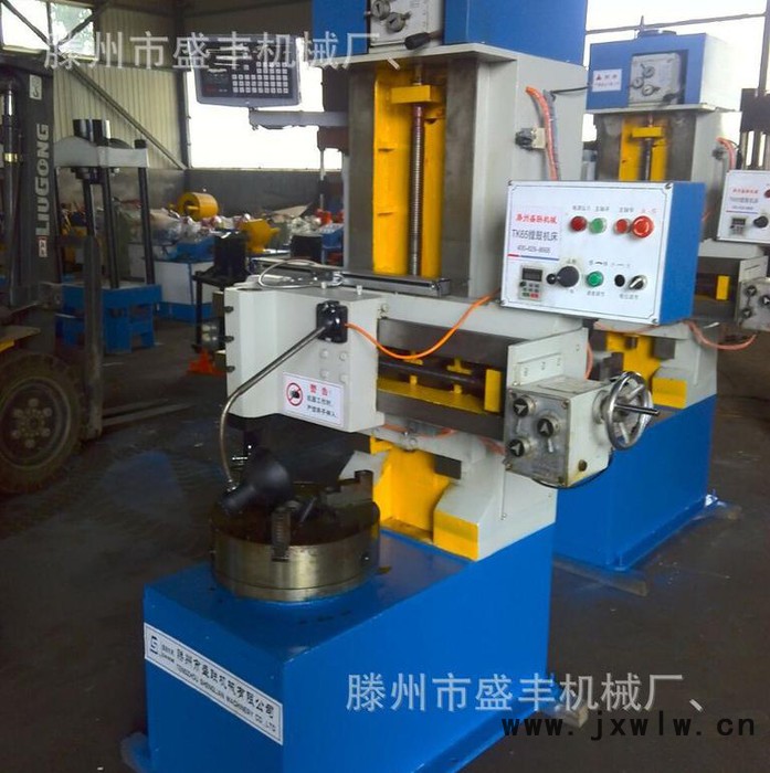 滕州盛豐車用輪鼓切削加工立車，K65數(shù)顯小立車，小刀架石墨立車