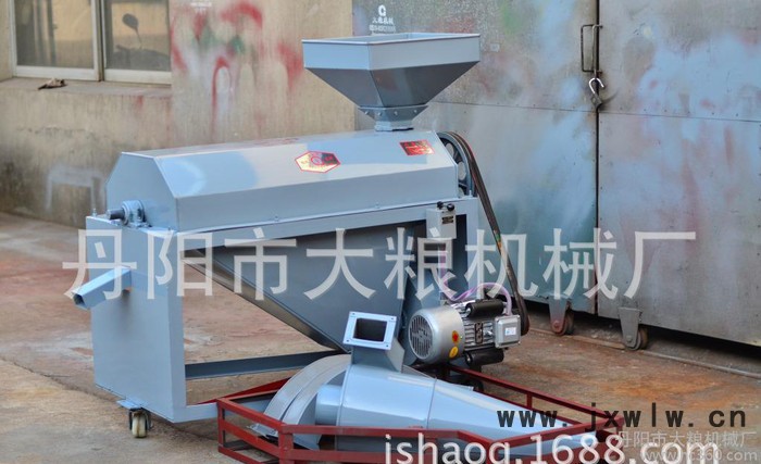 小型單相鴿糧拋光機(jī),豆類(lèi)拋光機(jī)