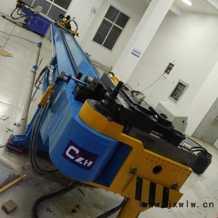 張家港中和精工機(jī)械廠直銷DW25CNCX5A數(shù)控彎管機(jī)