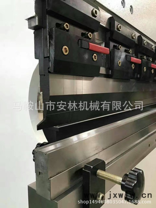 專業(yè)數(shù)控折彎機(jī)模具無壓痕折彎模具折邊機(jī)模具上下模具刀片定