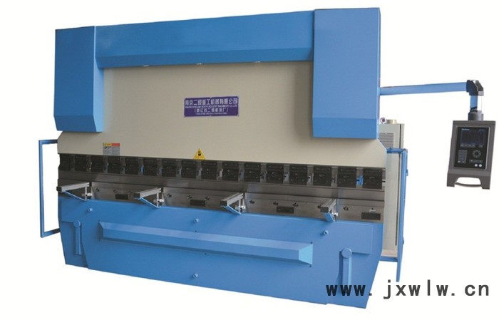 供應(yīng)南京二鍛重工液壓板料數(shù)控折彎機(jī)