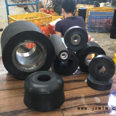 直銷 耐磨拋光機(jī)膠輪 鐵芯鋁芯軸承包膠加工 砂帶機(jī)橡膠輪