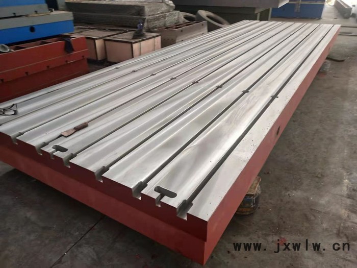 亮健機(jī)械  T型槽焊接平臺(tái) 焊接工作臺(tái) 鑄鐵焊接平臺(tái) 焊接平臺(tái)價(jià)格 焊接平臺(tái)廠家