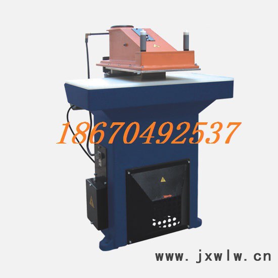 搖臂式裁斷機(jī) 鞋機(jī)設(shè)備 搖臂式裁斷機(jī)設(shè)備 鞋機(jī)搖臂式裁斷機(jī)