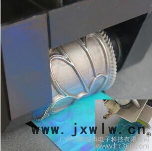 供應(yīng)超聲波花邊機(jī)，超音波壓花機(jī)，超聲波花邊縫合封口機(jī)