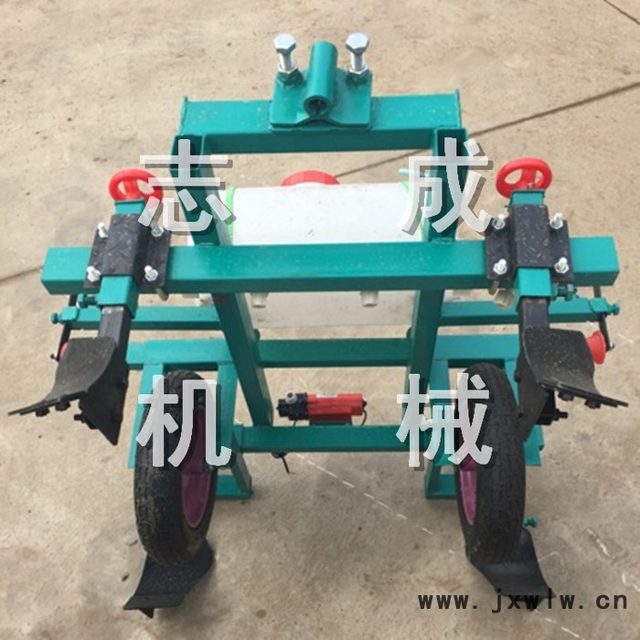 自產(chǎn)直銷農(nóng)用噴藥覆膜機(jī)花圃土豆藥材高效方便打藥覆膜機(jī)