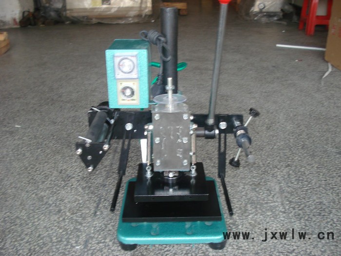 供應(yīng)170手動燙金機汽動燙金機