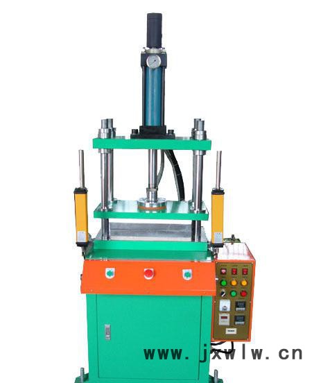供應(yīng)金馳品牌 燙金機(jī) 恒溫燙金機(jī) 皮革燙金機(jī) 液壓燙金機(jī) 東莞燙金機(jī)廠家 熱壓成形