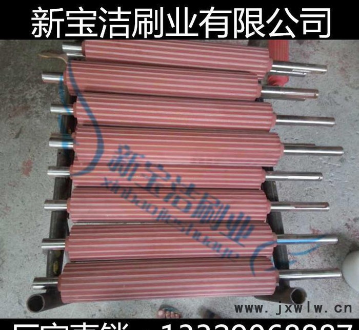 冷裱機(jī)膠輥 美孚覆膜機(jī)MF1600橡膠輥 砂光機(jī)螺旋開槽膠輥