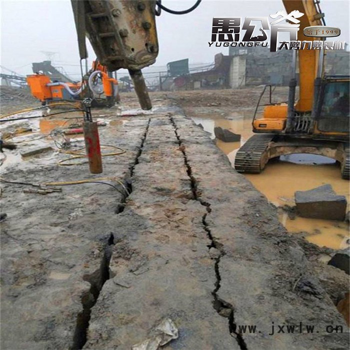 巖石打孔機(jī)范縣資訊