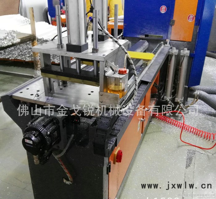 GT-6200KC  數(shù)控全自動(dòng)開槽機(jī) 自動(dòng)剖溝機(jī) 端面鋸溝機(jī) 開雙45槽