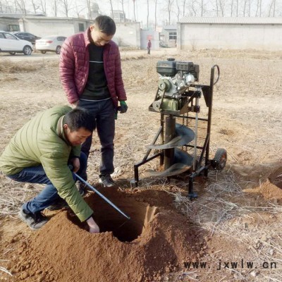 山坡植樹啟航挖坑機(jī) 啟碩機(jī)械雙人操作鉆坑機(jī)圖片 葡萄園立桿打孔機(jī)