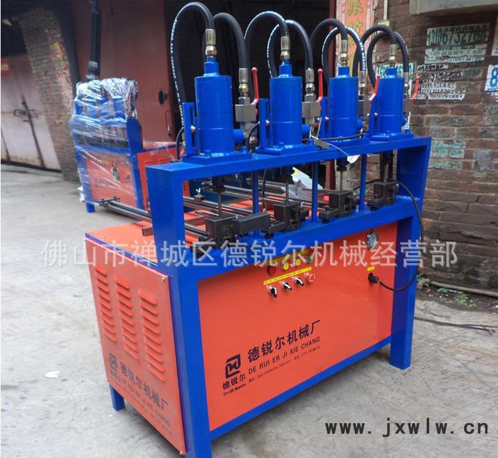 防盜網(wǎng)鋅鋼護(hù)欄沖孔器半自動(dòng)液壓打孔器方管圓管高速打孔機(jī)專(zhuān)業(yè)