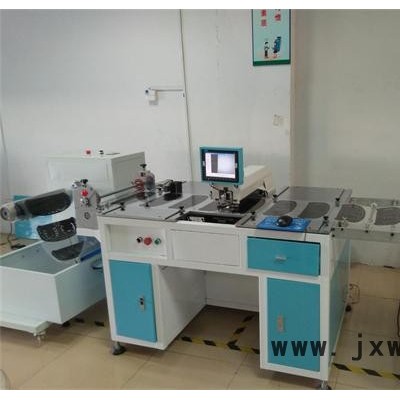 防爆膜卷對(duì)卷基準(zhǔn)孔全自動(dòng)打孔機(jī) 自動(dòng)定位沖孔機(jī)YLT-188 裁切機(jī)福模機(jī)