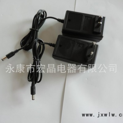 手電鉆鋰電池充電器  12V、14.4V、16.8V、18V