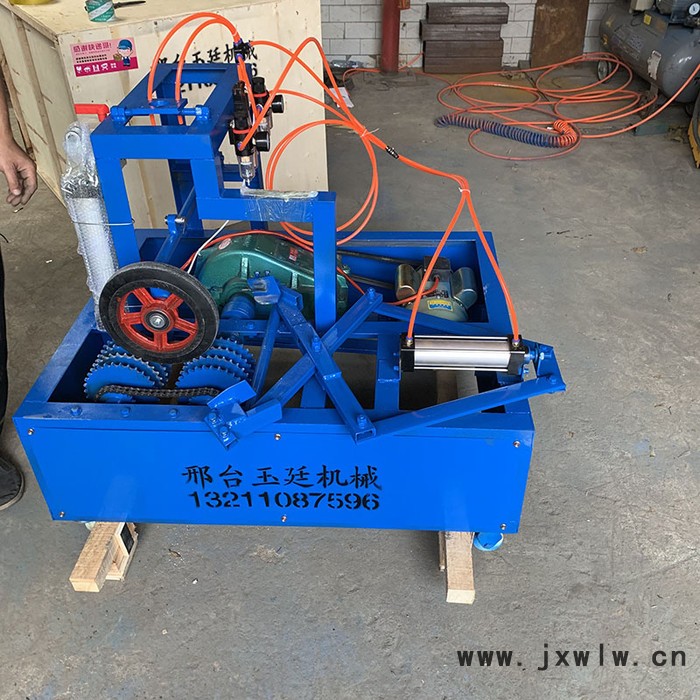 自動(dòng)廢舊輪胎切割機(jī)小型輪胎切圈機(jī)雙面廢舊輪胎切割機(jī)自動(dòng)輪胎切割機(jī)玉廷廠家