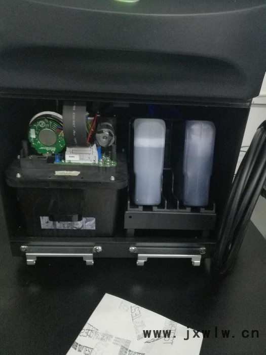 科博供應手持大字符打碼機 便攜式噴碼機 雙向打印激光打標機