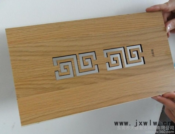 供應(yīng)東莞樟木頭家具激光雕刻機(jī)