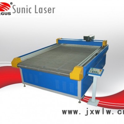 供應(yīng)武漢三工光電激光切割裁床，激光雕刻機(jī)價格