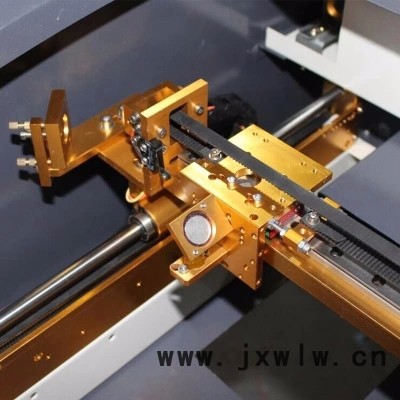 神繪激光刻章機(jī) 2017新款激光刻章機(jī) 小型工藝品激光雕刻機(jī) 激光印章機(jī)