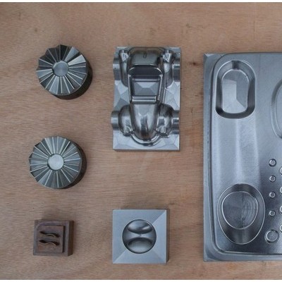 供應(yīng)史上**模具雕銑機(jī) 雕刻機(jī) 精雕機(jī) 高速模具雕銑加工設(shè)備