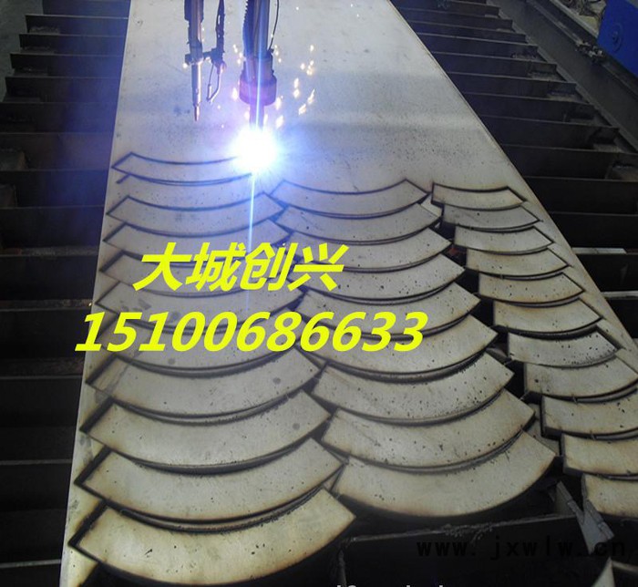 生產(chǎn)數(shù)控1325型金屬等離子雕刻切割機(jī) 發(fā)貨周期短
