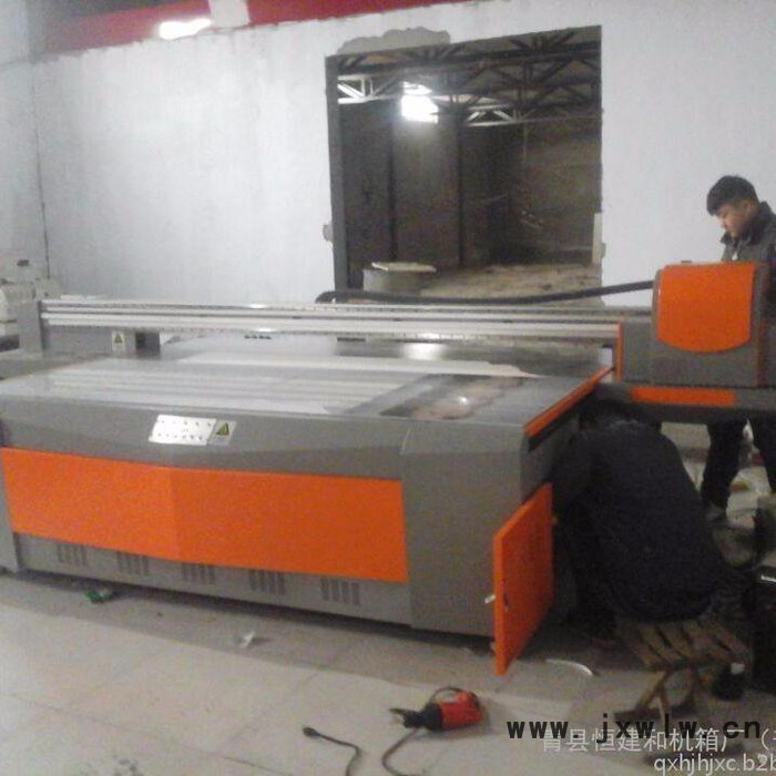 玉石雕刻機(jī)|超硬鋁|青縣恒建和電子機(jī)箱廠