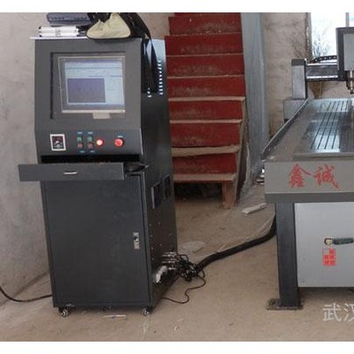 供應(yīng)鑫誠鑫誠雙頭木工雕刻機(jī)