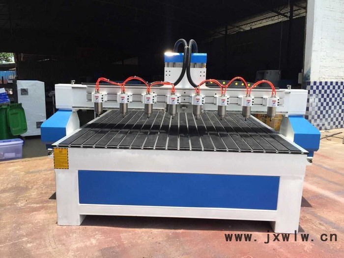 快馬+1325+木工雕刻機(jī)，木工加工中心 快馬雕刻機(jī)