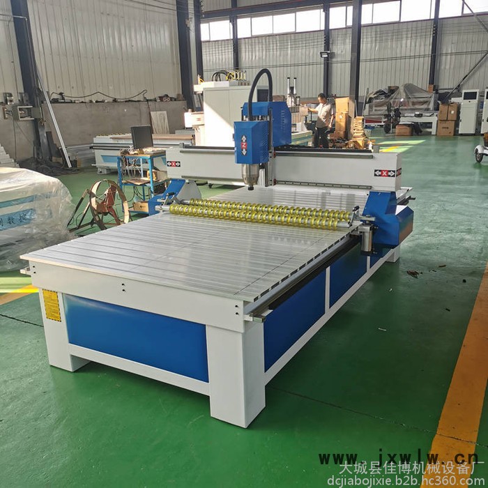 大功率數(shù)控切割機 1325彩鋼復(fù)合板切割機 移動公共廁所切割機