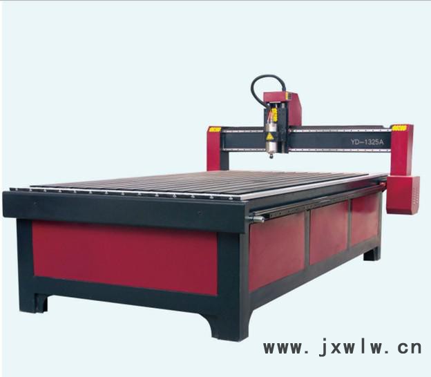 廣告雕刻機(jī),工藝品雕刻機(jī),雕刻機(jī)設(shè)備,雕刻機(jī)設(shè)備 1325 廣告雕刻