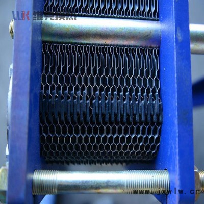 維克換熱BR-01型 板式換熱器廠家 傳熱系數(shù)高 安裝板式換熱器 網(wǎng)狀觸點(diǎn) 數(shù)控切割