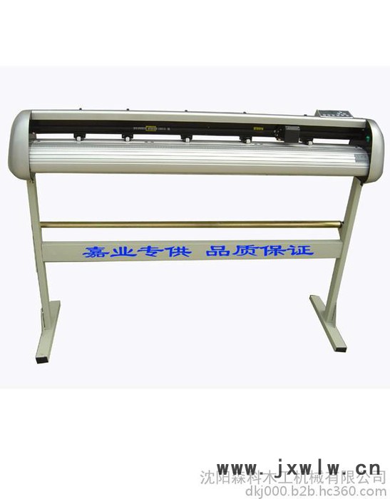 沈陽(yáng)雕科數(shù)控推出了業(yè)盛6015廣告雕刻機(jī)