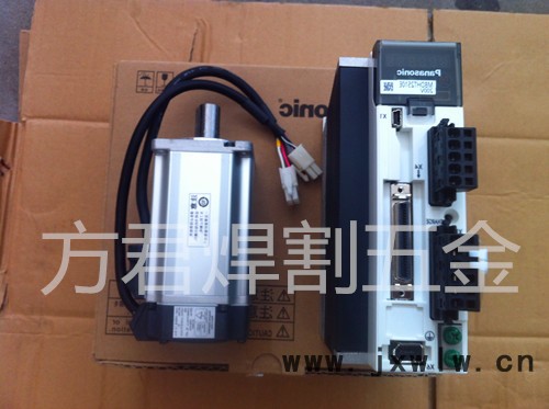 數(shù)控切割機(jī)配件 松下伺服電機(jī)驅(qū)動(dòng)器 400W MBDHT2510E+MHMD042G1U