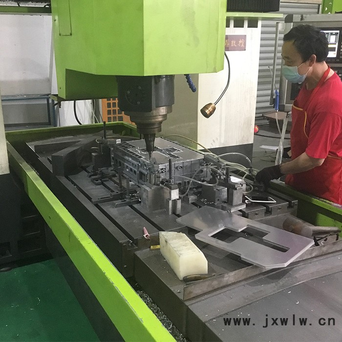 科鼎數(shù)控摩擦焊機(jī)價(jià)格  磨擦焊機(jī) 磨擦焊機(jī)器 磨擦焊接機(jī) 磨擦焊接設(shè)備 攪拌摩擦焊機(jī)價(jià)格