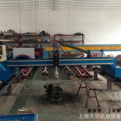 大跨距重型龍門式數(shù)控火焰、等離子切割機(jī)