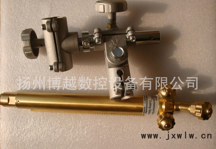 江蘇數(shù)控等離子切割機(jī)維修  火焰割據(jù) 切割機(jī)配件  安裝調(diào)試 等離子火焰切割機(jī)配件