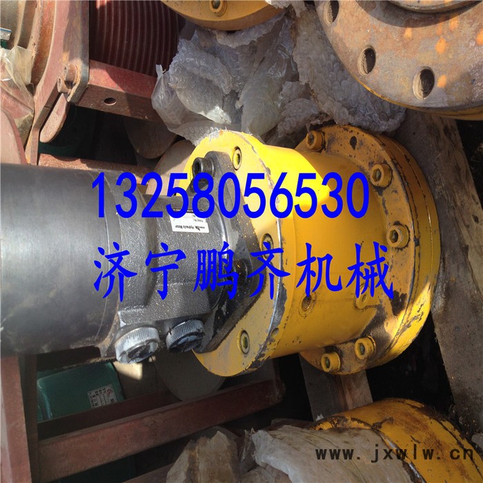 大扭矩行星減速機(jī)隨車吊回轉(zhuǎn)減速機(jī)立式560N.m減速機(jī)